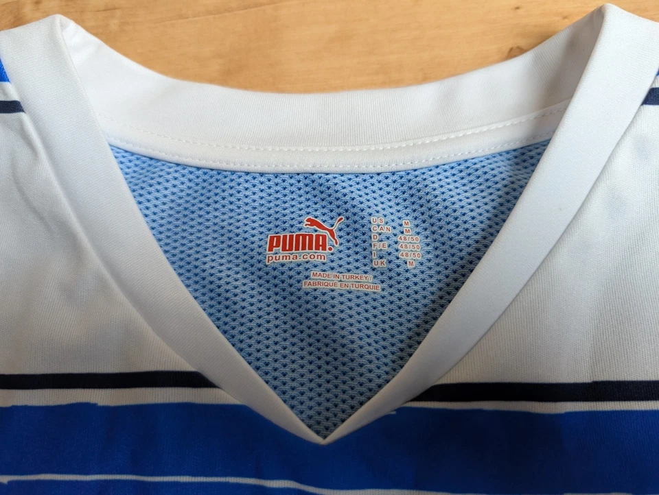 Reading FC 2010-2011 Home Football Shirt Jersey PUMA - Mens Medium M - Image 3 of 4