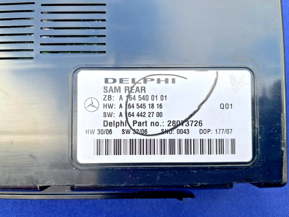 '06-13 Mercedes X164 GL450 GL550 Rear SAM Signal Acquisition Control Module OEM - Image 3 of 4
