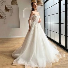 Sexy A-Line Wedding Dresses Sweetheart Neck Backless Lace Appliques Bridal Gowns