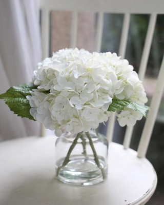 Real Touch Artificial Flowers Whith White Hydrangea in Vase for Home Decorati...