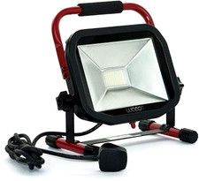 Luceco Slimline Portable Work Light – 8W LED – 600 Lumens – IP65 – 5000K White