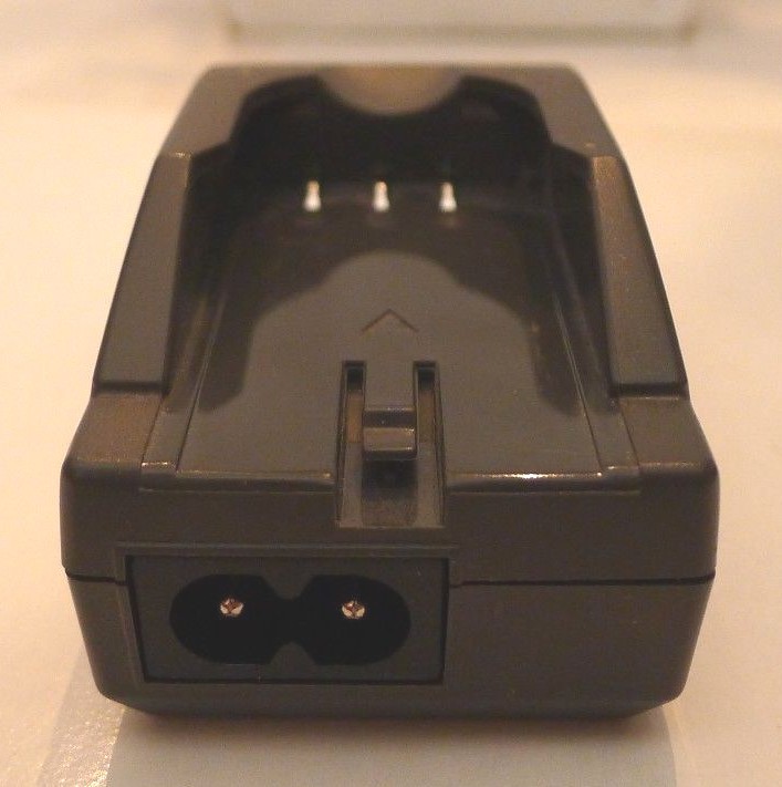 Genuine Olympus LI10C Battery Charger & Cord eBay