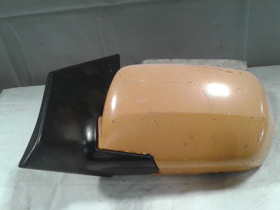 Used Left Door Mirror fits: 2004 Honda Pilot Power heated painted Left Grade B - Image 3 of 4
