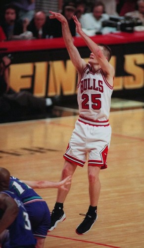 1997 NBA FINALS GAME 6 MICHAEL JORDAN TITLE #5🏆STEVE KERR GW SHOT TICKET🎟️PSA - Picture 10 of 18