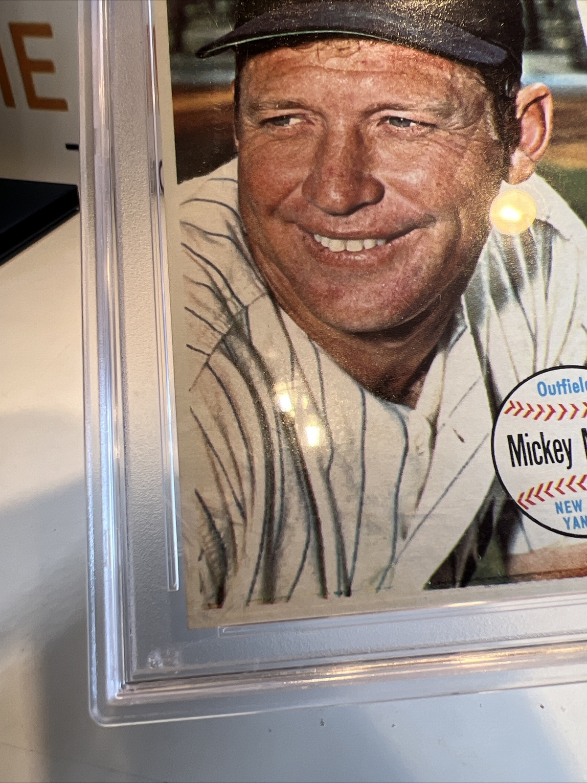 1964 Topps Giants Baseball Card Mickey Mantle New York Yankees 25 PSA