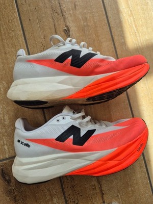 New Balance FuelCell SuperComp Elite v5, Carbon, EU 36,5  Damen, Kinder