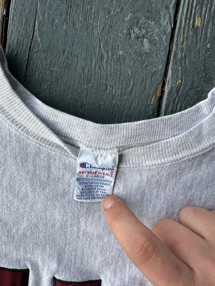 Sudadera Cosida Años 90 XL Con Spellout Champion Tejido Inverso Cuello Redondo De Colección EE. UU. Foto 2 de 4