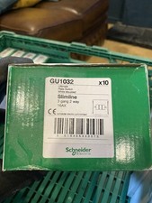 Schneider Gu1032 3 Gang 2 Way 16AX Switch 5 pack 