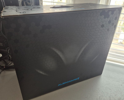 Alienware M17x R4 Gaming Laptop - i7-3920XM - 16GB RAM - 512GB SSD - HD 7970M
