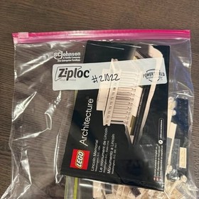 LEGO Architecture 21022 Lincoln Memorial Used Retired w/ Manual