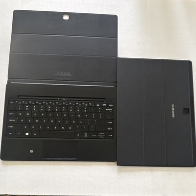 Samsung Keyboard Folio Case Black with Integrated Stand for Tablet