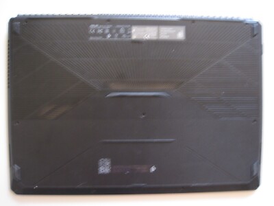 Base Inférieure Pour Ordinateur Toshiba C70 / C70D – ZYU3D – Cover Plastique – Occasion
