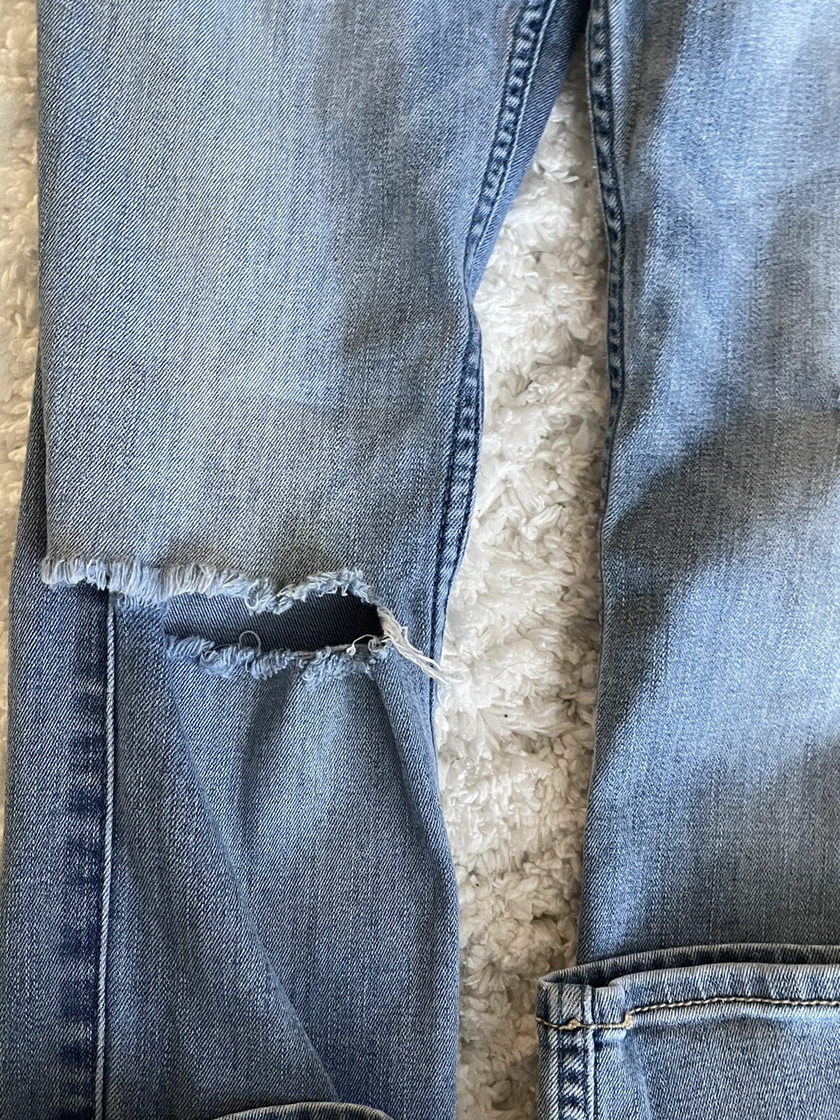 Picture 2 of 9