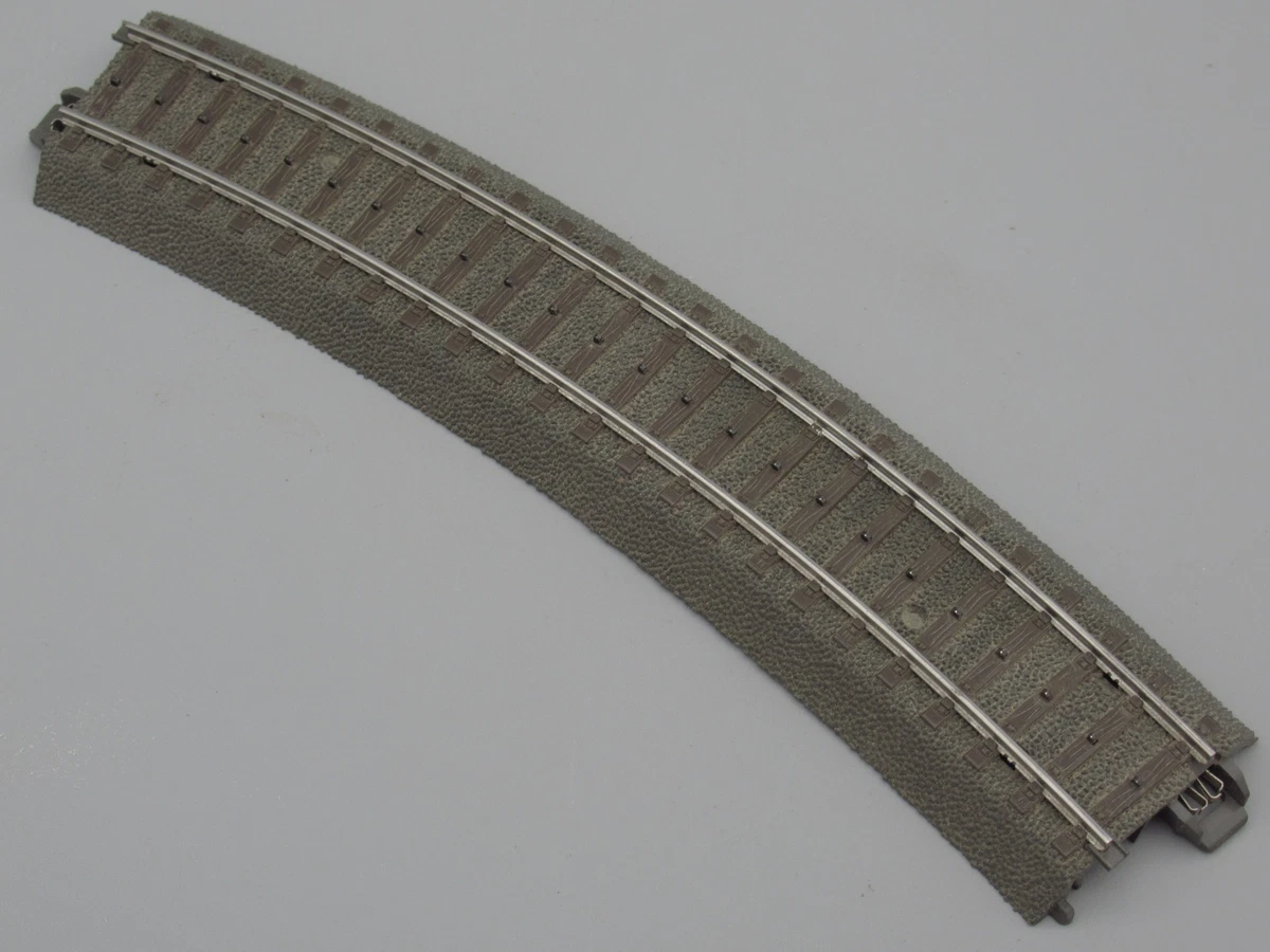 Lot De 31 Rails HO Märklin – Droits, Courbes, Aiguillages, Heurtoirs – TBE