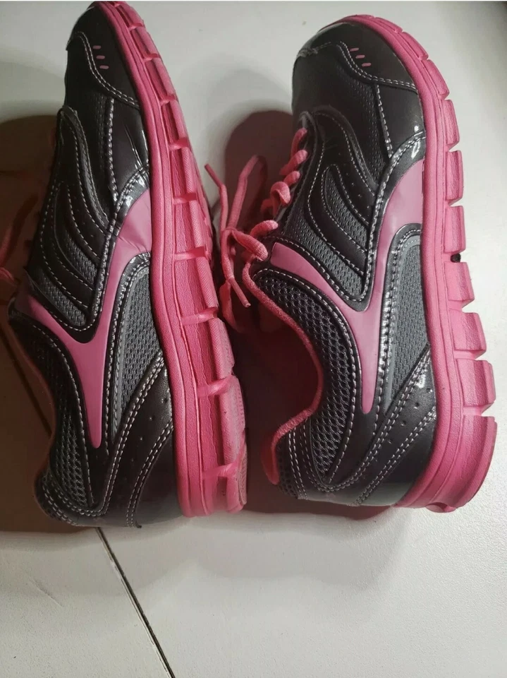 Curves Women Gray Pink Athletic Sneakers Lace Up Running Shoes Size 8.5 - Image 2 of 4