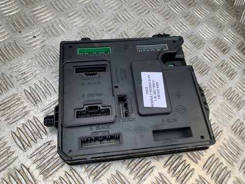 Boîtier De Fusible D'origine Pour RENAULT GRAND SCENIC III Phase 1 1.5 DCI 105ch - Occasion Bon état