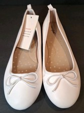 Cat  Jack Diana Slip-On Ballet Flats Girls Size 3 White Youth Shoes