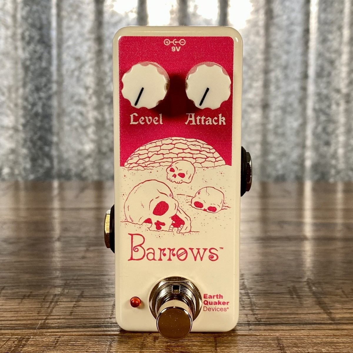 Earthquaker Devices EQD Barrows Fuzz Guitar Effect Pedal | eBay