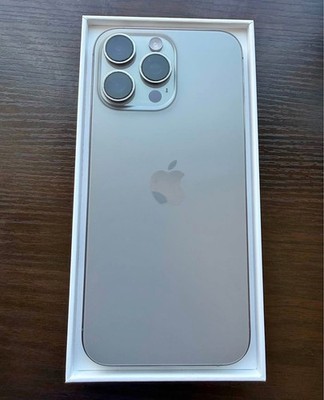 Apple iPhone 17 Pro Max Silver 256GB iOS Smartphone USB-C in Box