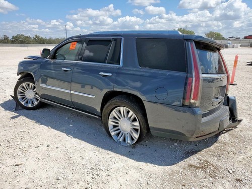 Cric de sol occasion compatible avec : Cadillac Escalade 2020 grade A - Photo 2/24
