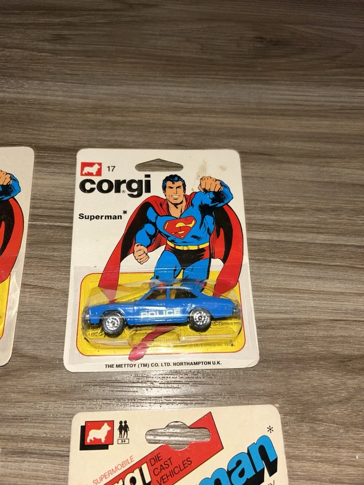 1970’s - 4 Corgi Superman Vehicles On Cards Supermobile,Van,truck & Police Car - Image 4 of 4