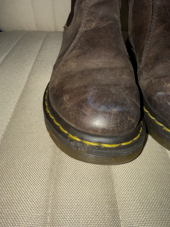 Dr. Martens Women's 2976 Leonore Faux Fur Lined Chelsea Boots - Image 3 of 4