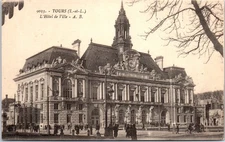 37 TOURS old postcard REF/ [83444]