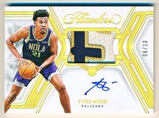 2024-25 Flawless Yves Missi Prime Materials Gold Patch Auto Rc #SPM-YMP (06/10)
