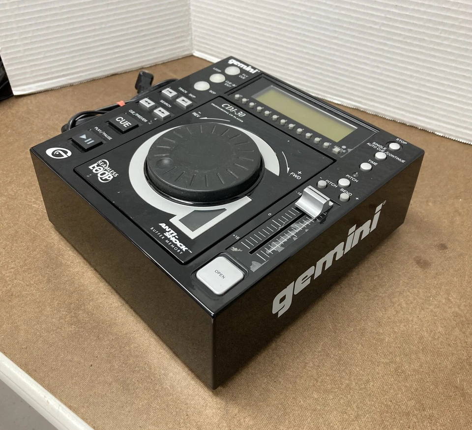 GEMINI CDJ-30 Professional MP3/CD Players. Not Working Parts Only - Image 4 of 4