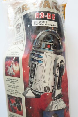 Vintage Star Wars R2-D2 Flying Model Rocket - Estes 1993