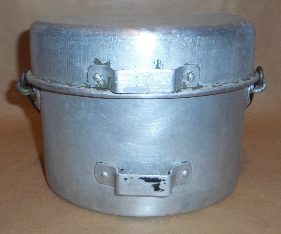 GERMAN / ITALIAN WWII WEHRMACHT MESS KIT - NORTH AFRICA, ITALY, LATE WAR