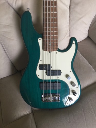 Fender American Deluxe Precision Electric Bass Guitar for sale