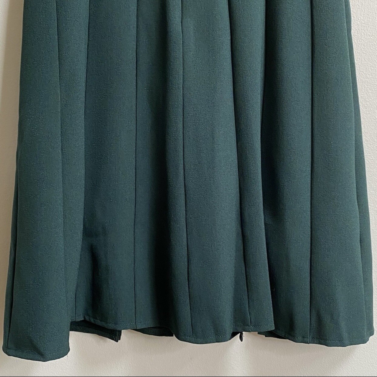 NWT Julia Jordan Hunter Green Sleeveless Pleat Panel Dress Size 12 thumbnail 4