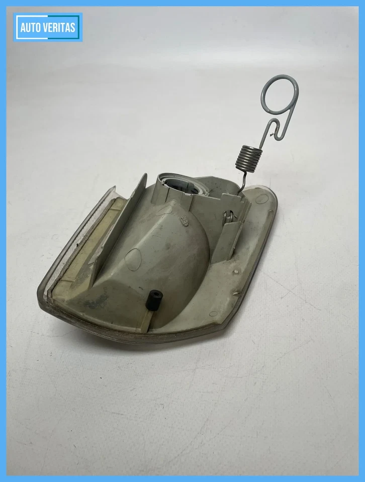 Original Ford Fiesta III 3 Courier Mazda 121(GFJ/DB) Flasher Right Front 961466 - Image 4 of 4