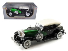 1/18 1934 Duesenberg Model J Black and Green with Cream Top – Signature Models