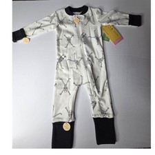 Monica + Andy Skeleton Organic Cotton Baby Sleeper 0-3M Two-Way Zip White Black