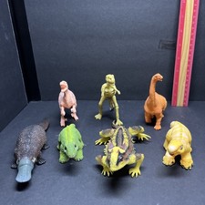 Set of 7 Different Plastic Dinosour Toys