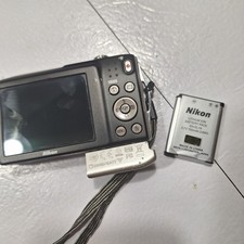 Nikon COOLPIX S3300 Silver Compact Digital Camera Used With BATTERY