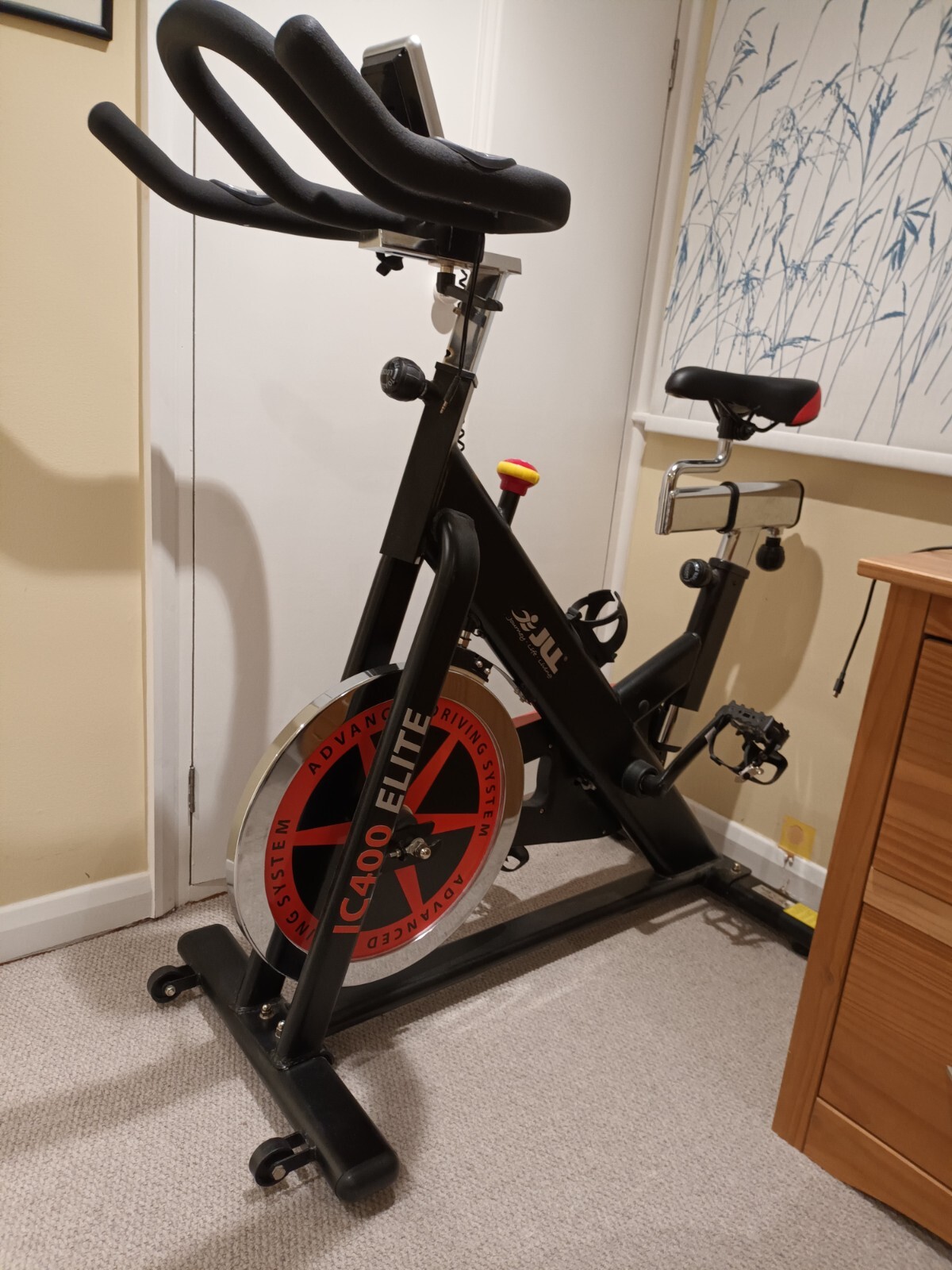 jll ic400 elite indoor cycling bike