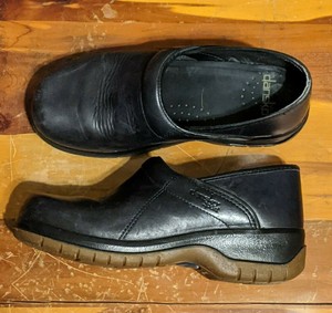 dansko sport clogs