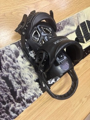 SnowBoard Adult Bundle with Bindings, helmet, bags, & cases 165cm!