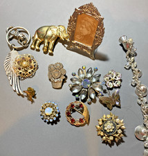 VTG Pins Brooches Bracelet Frame - All Usable - Mostly Avon - Gold / Silver Tone