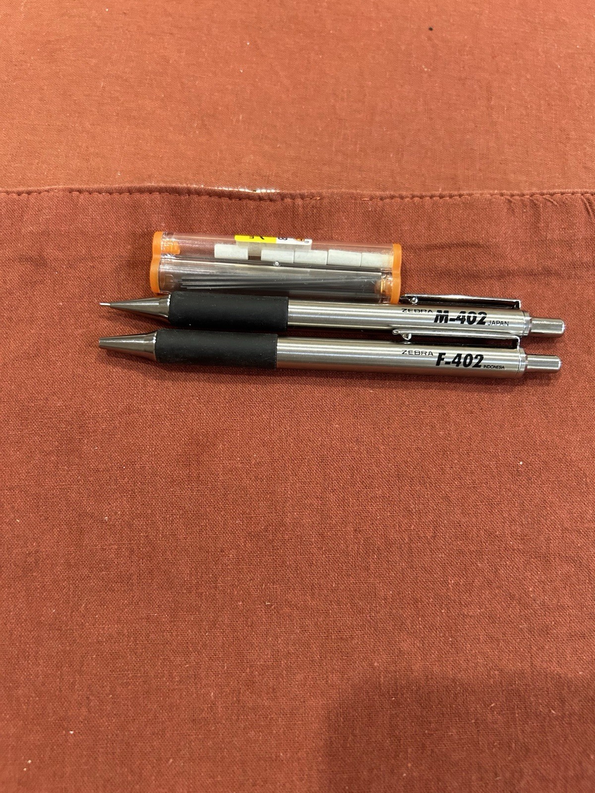 & F-402 Ballpoint Pen Set Made In Japan