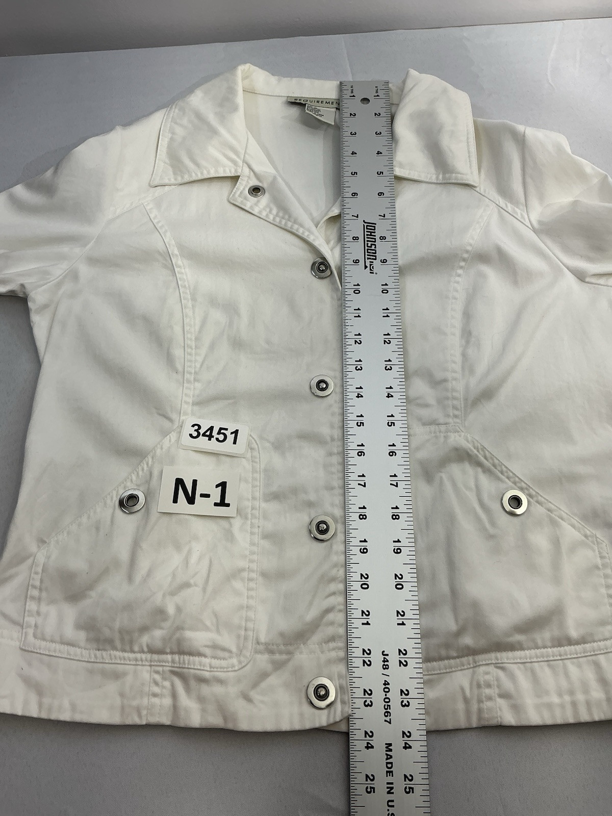 Womans Requiremants Medium White Button Down Long… - image 6