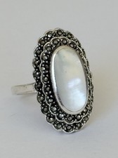 Vintage 925 Sterling Silver Mother of Pearl Marcasite Statement Ring Size 10