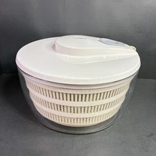 Zyliss Salad Spinner Pull Cord Style White Switzerland Works 10” *ISSUE READ*