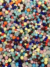 1 POUND VINTAGE JAPANESE CHERRY BRAND GLASS ASSORTED COLOR & SIZE BULK BEAD LOT