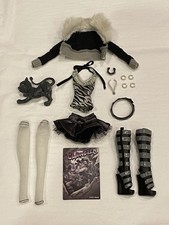 NEW_Outfit_Monster High doll G1 Reel Drama_Clawdeen Wolf_Clothes Shoes Grayscale