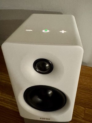 Edifier - MR4 2.0 Monitor Reference Speaker System - White, Lifts Included