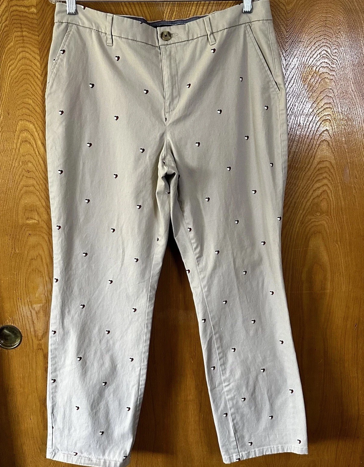 Tommy Hilfiger Chino Khaki Capri Pant Womens Size 14 All Over Heart Print Logo